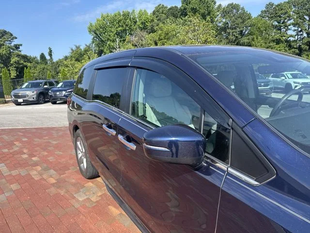 Used 2018 Blue Honda EX image 18