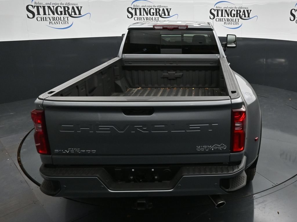 Used 2026 Sterling Gray Metallic Chevrolet High Country DRW image 23