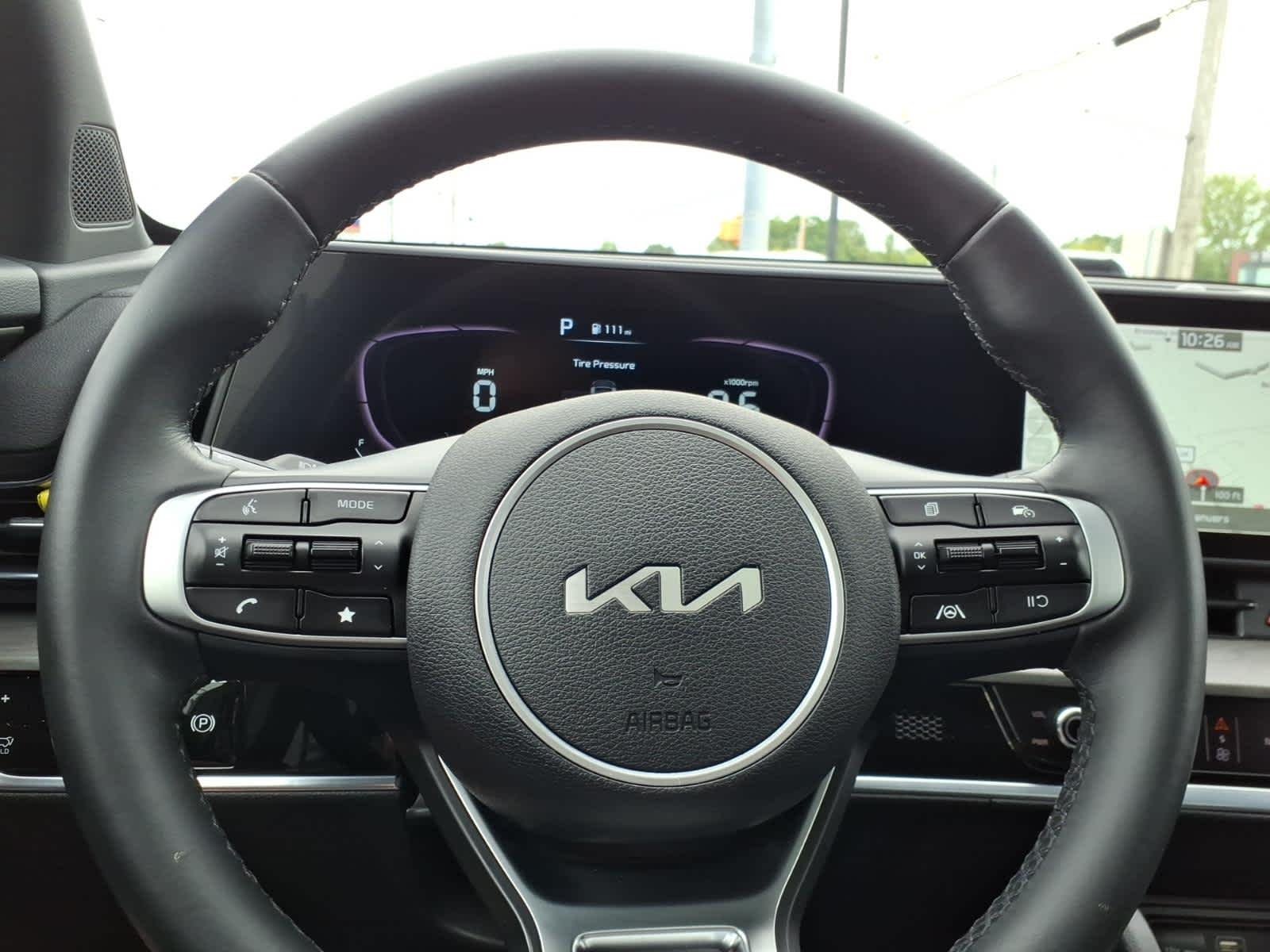 Used 2023 Jungle Green Kia X-Line image 24