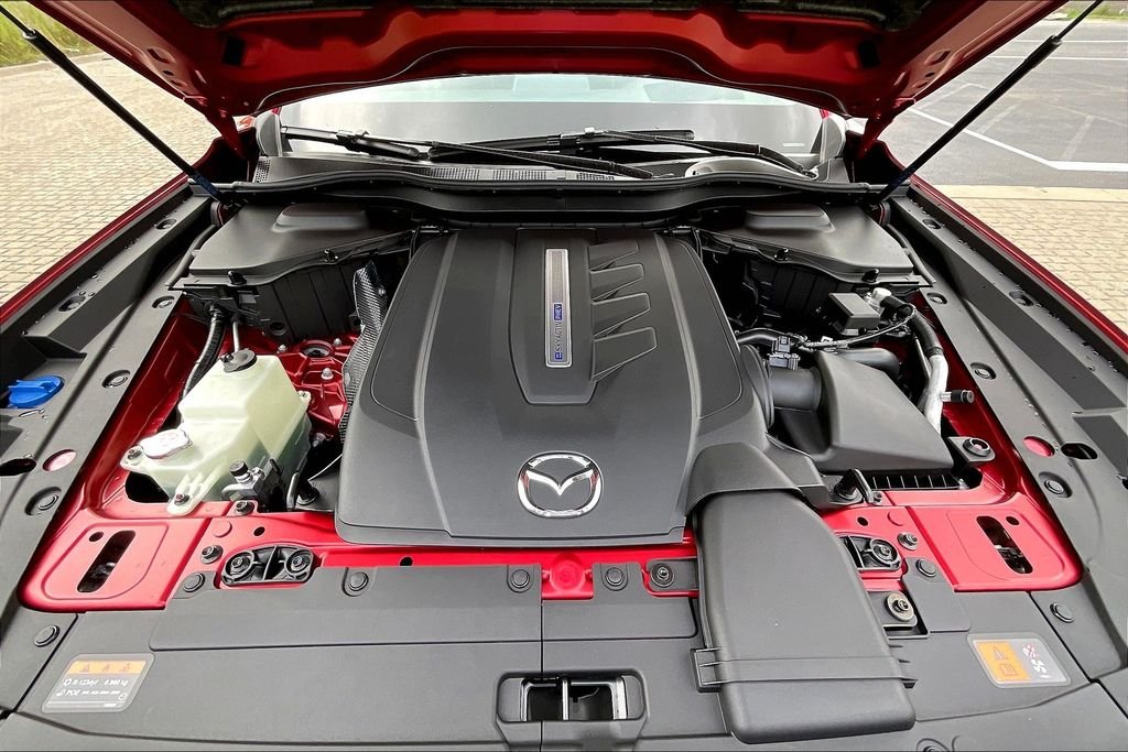 Used 2025 Red Mazda Premium Plus image 11