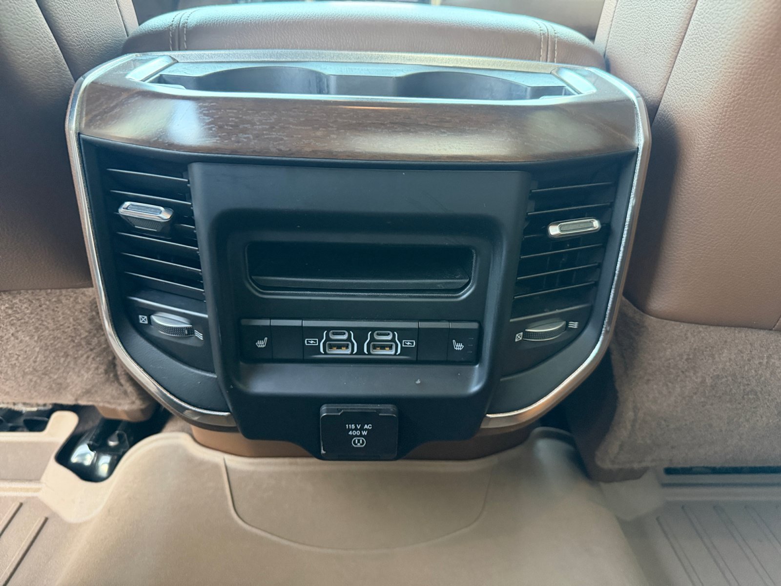 Certified Used 2023 Granite Crystal Clearcoat Metallic Ram Laramie image 23