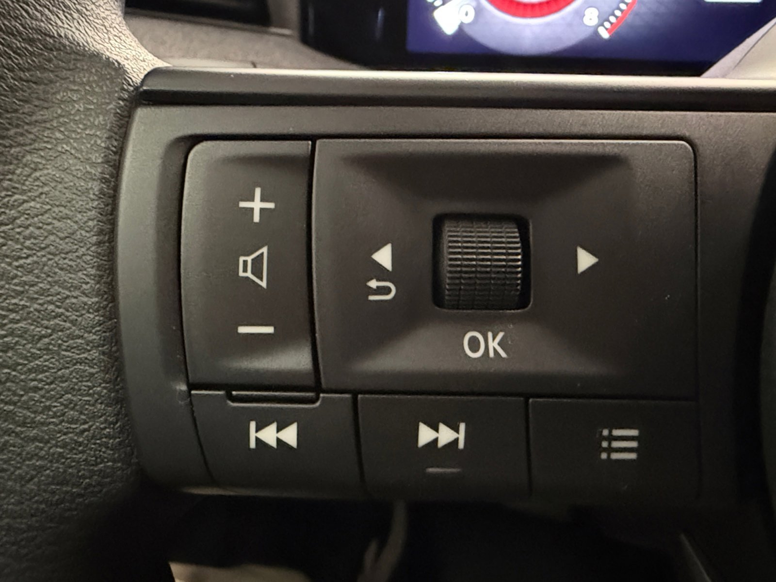 2026 Nissan KICKS SV - Photo 17