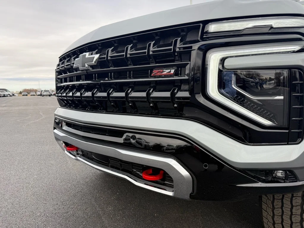 Used 2025 Sterling Gray Metallic Chevrolet Z71 image 12