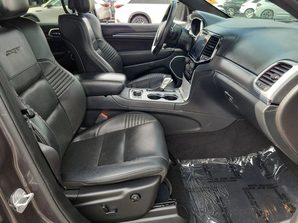 Used 2020 Crystal Metallic Jeep SRT image 21