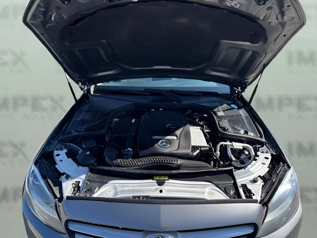 Used 2018 Beige Mercedes-Benz C 300 image 25