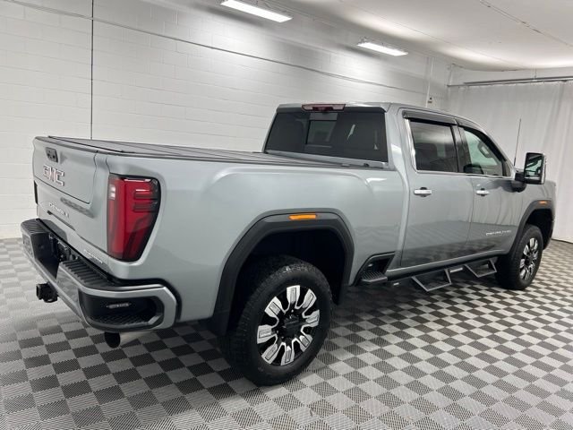 Used 2024 Silver GMC Denali image 5