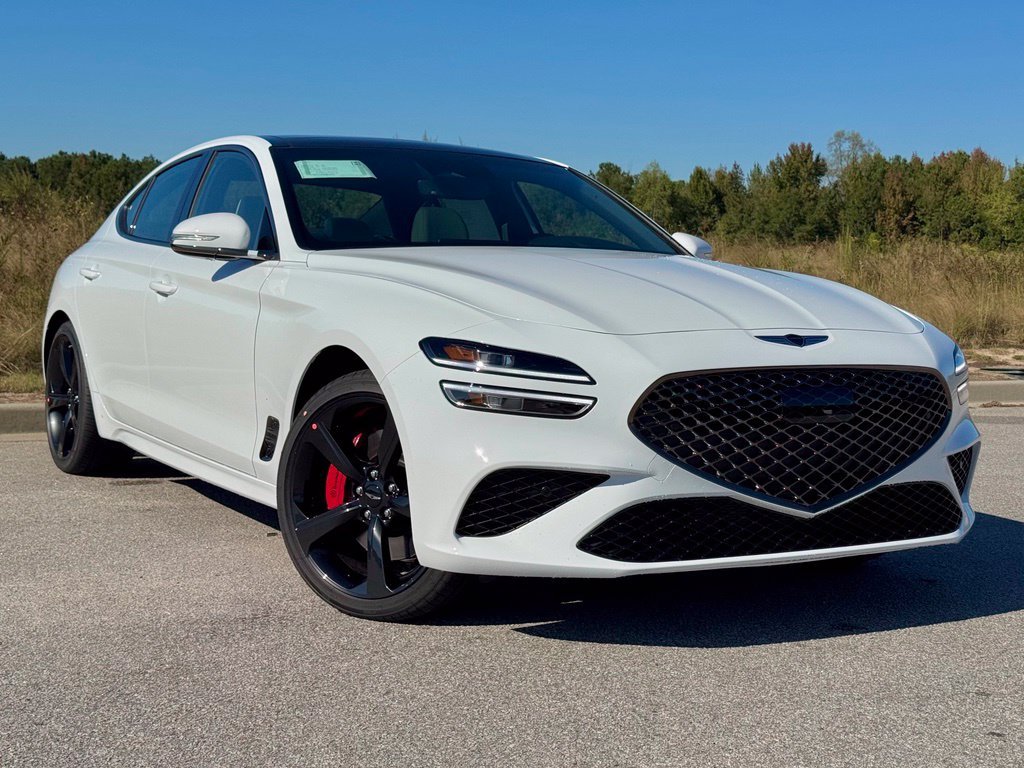 New 2027 White Genesis 2.5T image 1