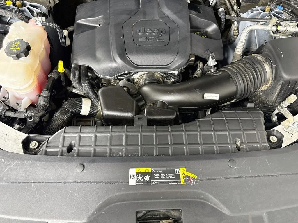 Used 2023 White Jeep Summit image 31