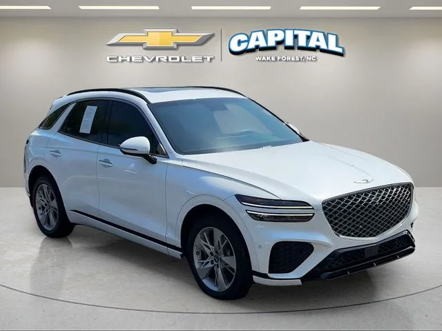 Used 2023 White Genesis 3.5T Sport image 7