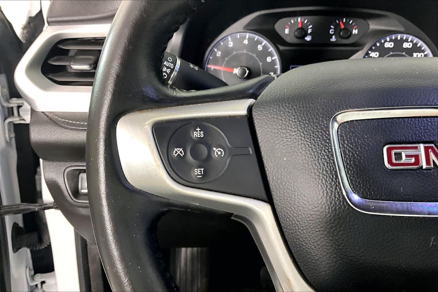 Used 2019 Summit White GMC SLE image 23