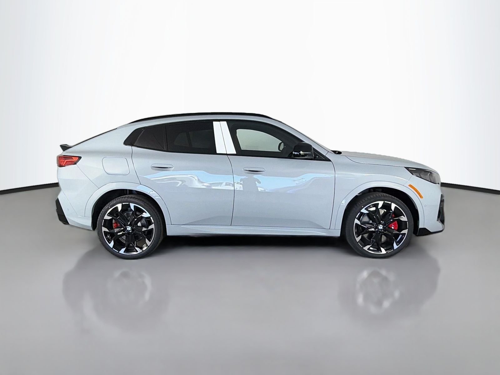 New 2027 Brooklyn Grey Metallic BMW M35i image 8