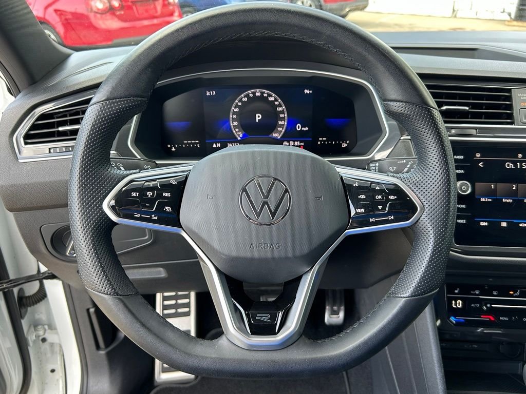 Certified Used 2023 White Volkswagen 2.0T SE R-Line Black image 19