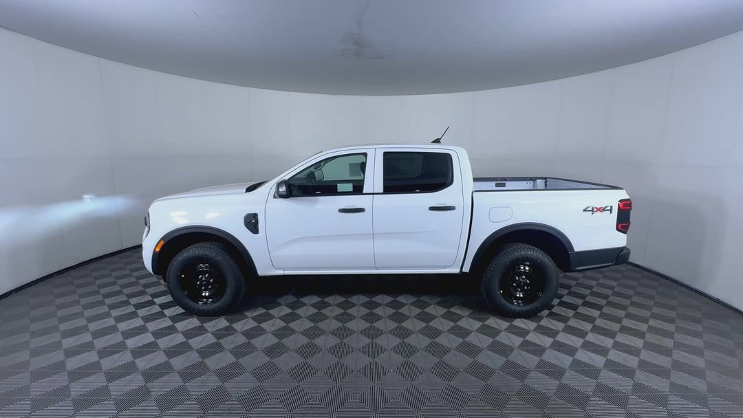 New 2026 Oxford White Ford XL image 5
