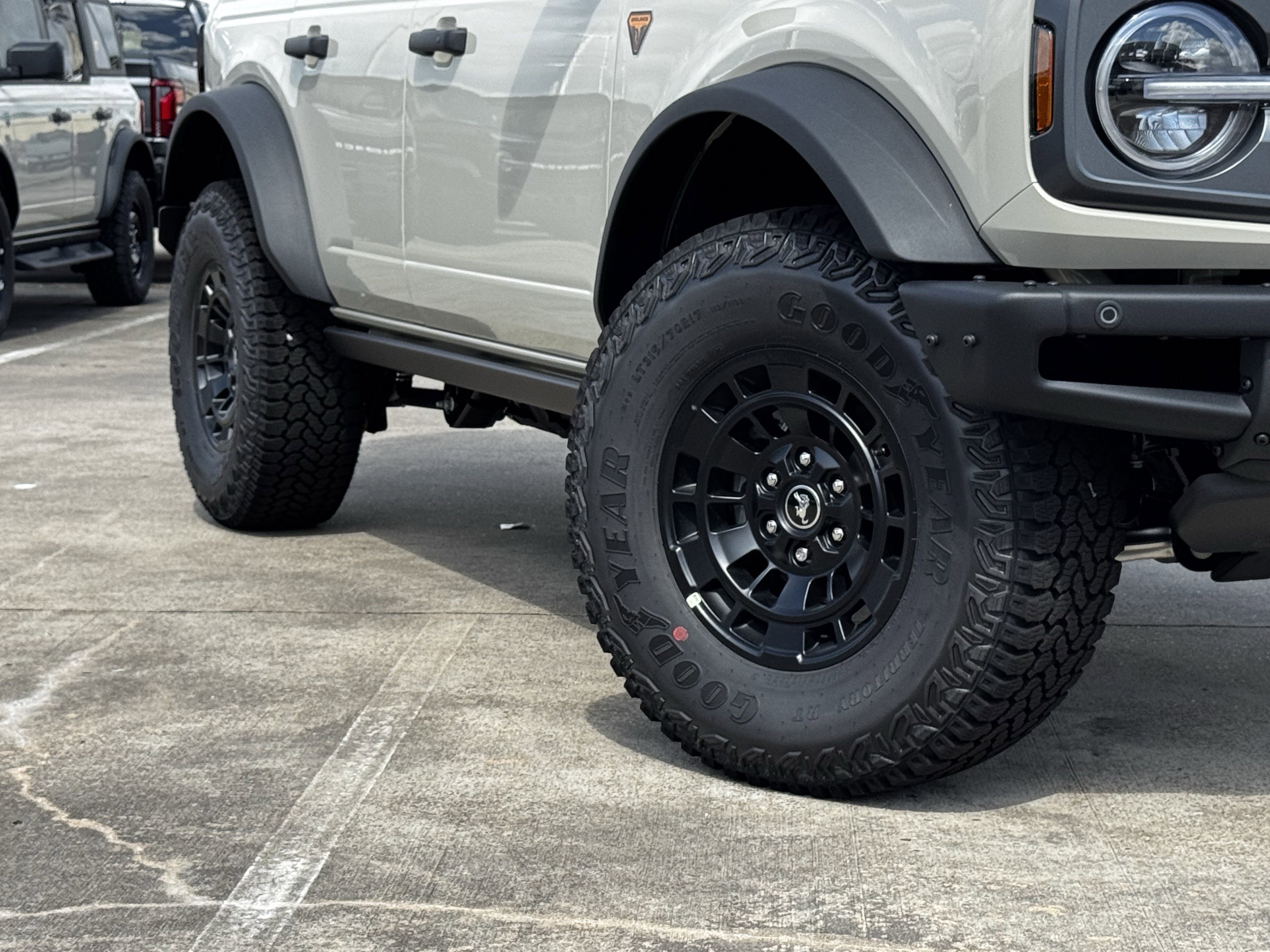 New 2026 Desert Sand Ford Badlands image 11