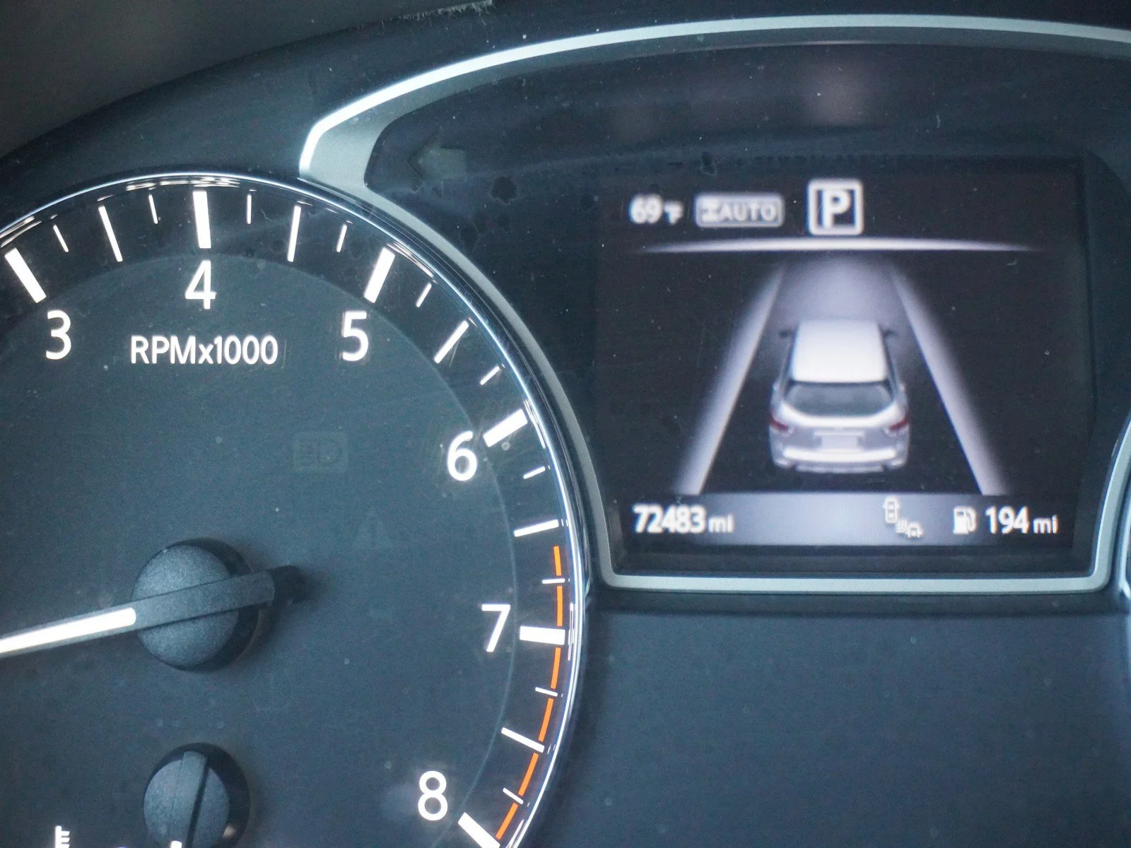 Used 2016 Pearl White Nissan Platinum image 26