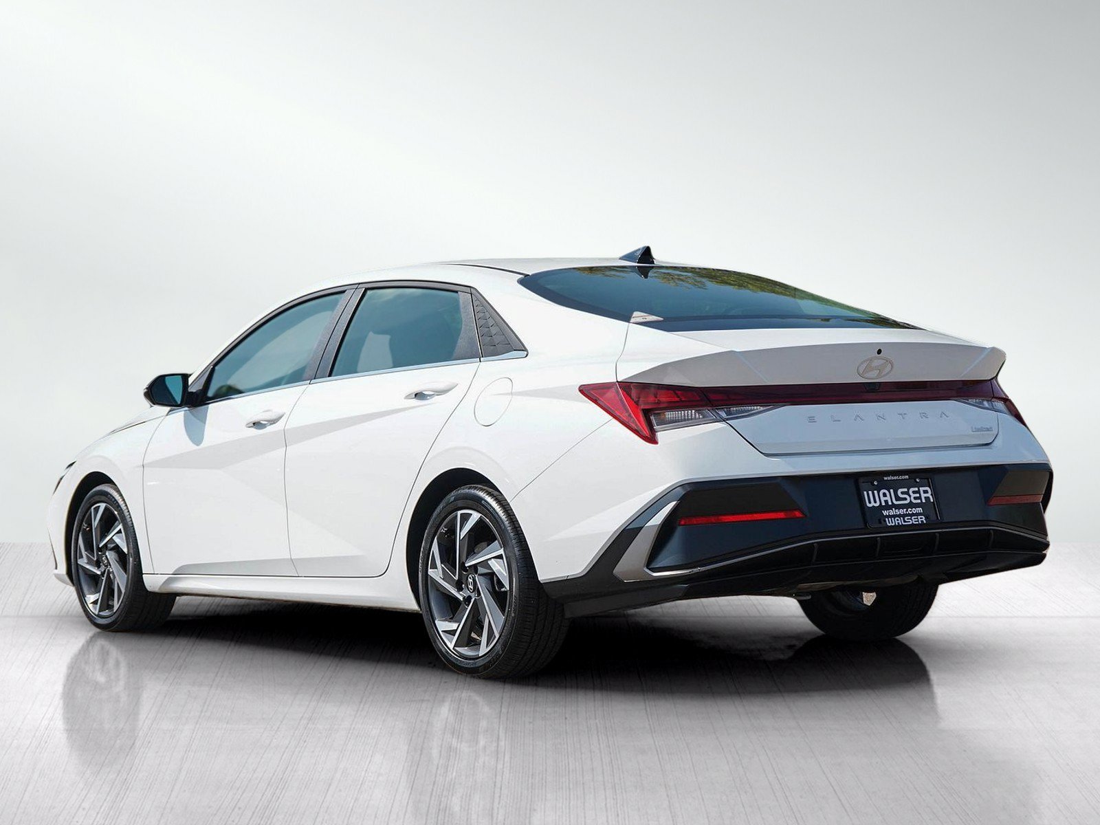 Certified Used 2025 Serenity White Hyundai Limited IVT image 5