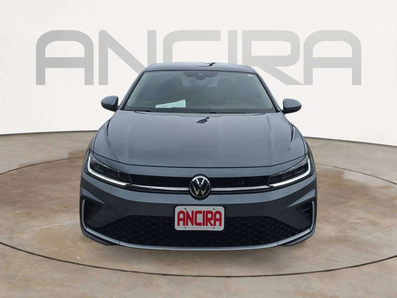 Used 2025 Gray Volkswagen SE image 5