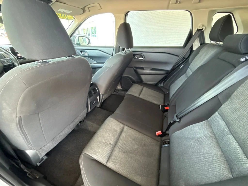 Used 2025 Silver Nissan SV image 40