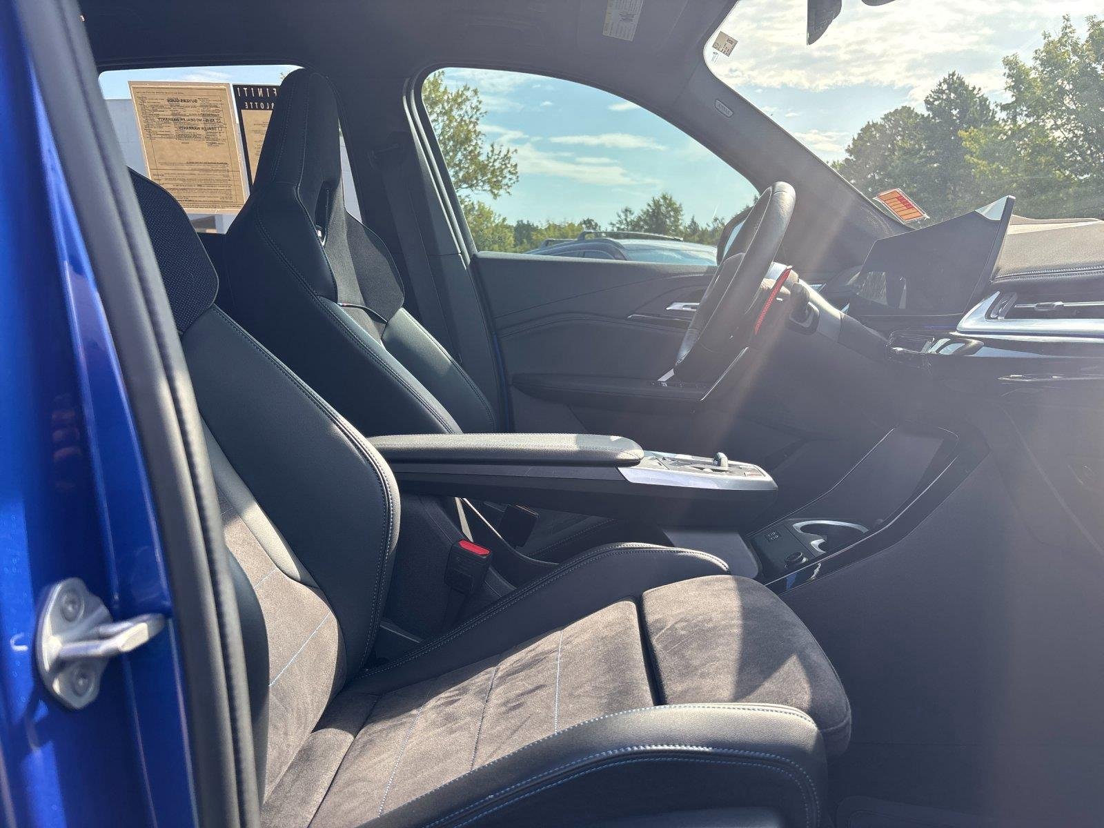 Used 2025 Portimao Blue Metallic BMW M35i image 40