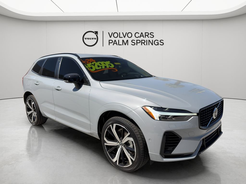 2024 Volvo XC60 T8 Ultimate Dark Theme AWD's photo