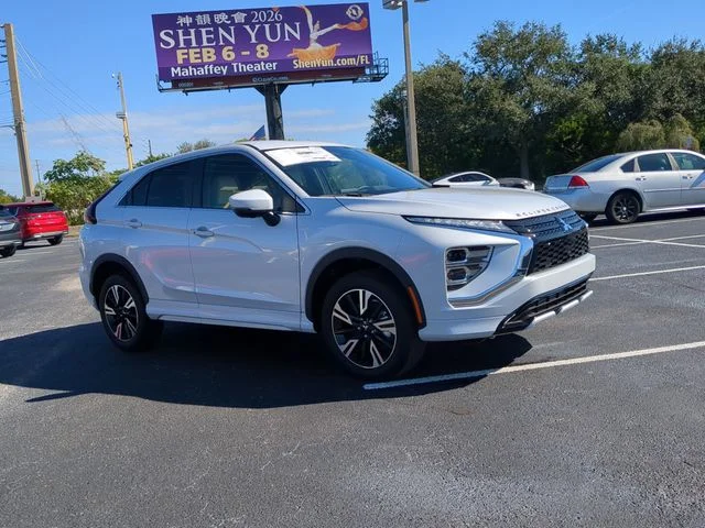 New 2026 White Mitsubishi SEL image 4