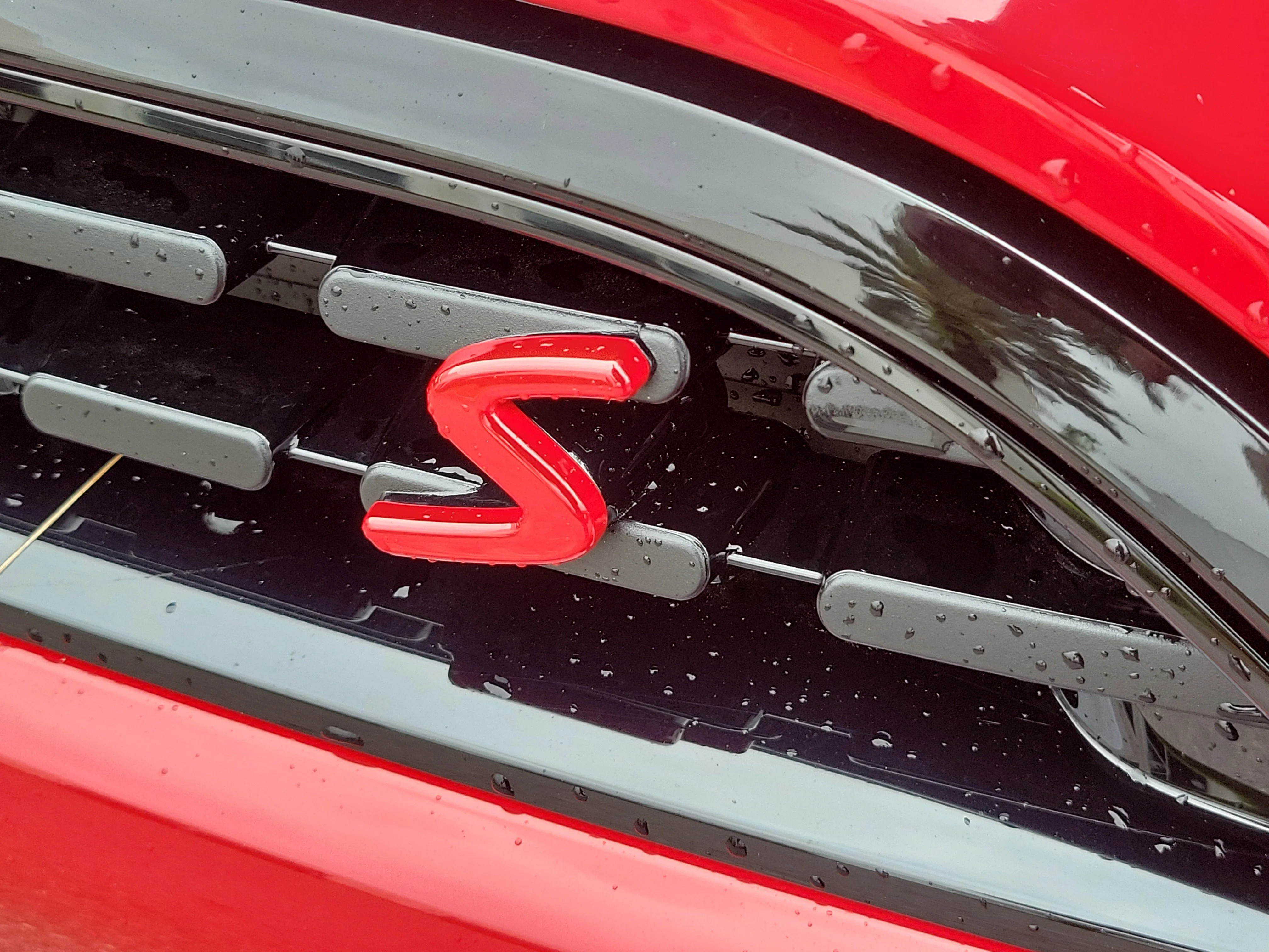 New 2026 Chili Red MINI Signature Plus image 6