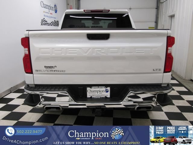 Certified Used 2025 Iridescent Pearl Tricoat Chevrolet LTZ image 16