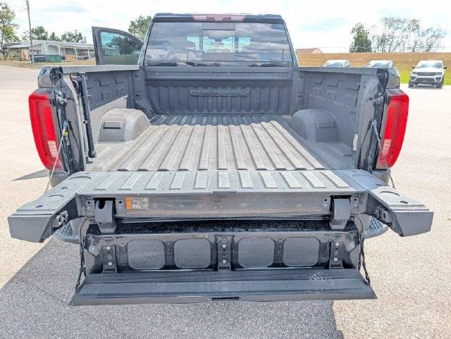 Used 2021 ONYX BLACK GMC Denali image 23