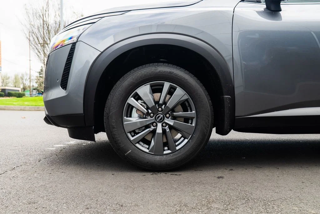 New 2026 Gun Metallic Nissan SV image 7