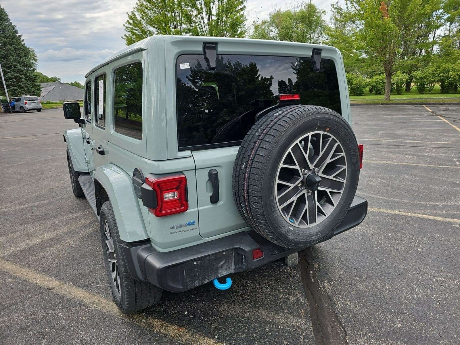 Certified Used 2023 Earl Clearcoat Jeep Sahara image 3