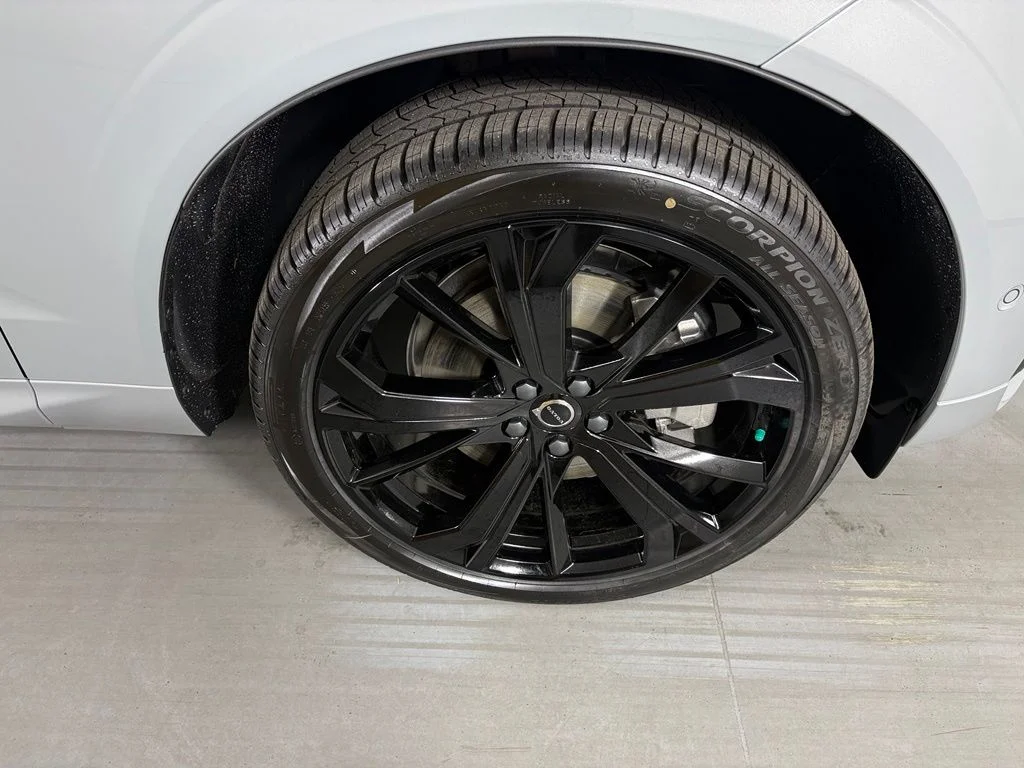 New 2026 Gray Metallic Volvo Ultra image 10