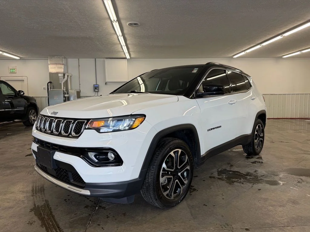 2023 Jeep Compass Limited 4X4's photo