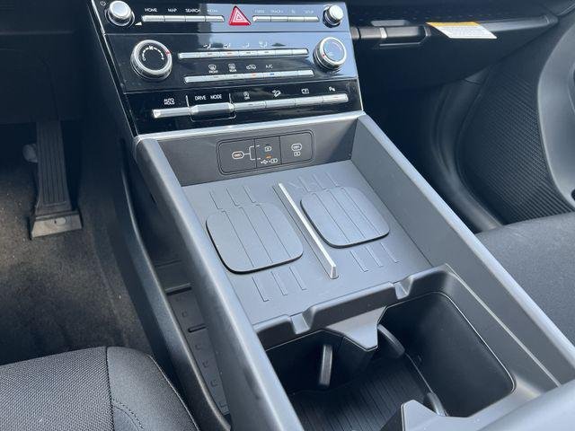 New 2026 Gray Hyundai SE FWD image 15