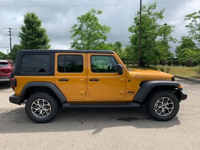 New 2026 Goldilocks Jeep Sport S image 8