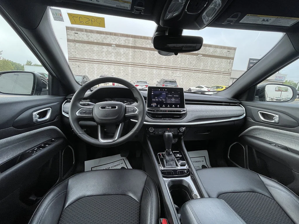 2024 Jeep Compass Latitude - Photo 22