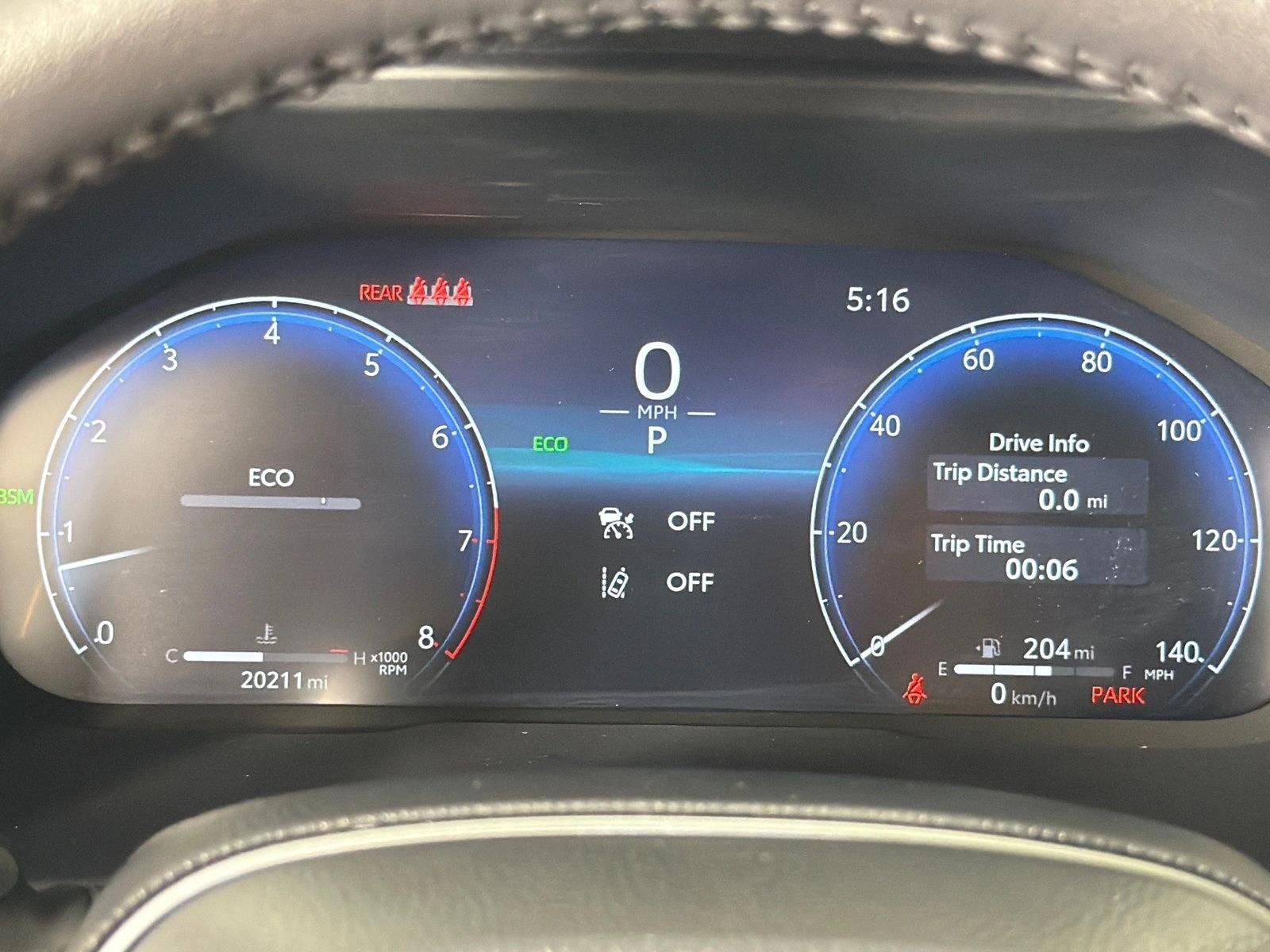 Certified Used 2025 Wind Chill Pearl Toyota Limited image 28