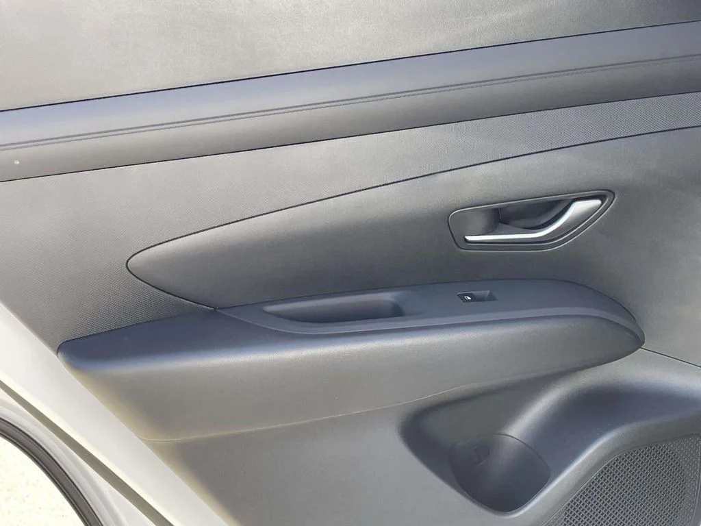New 2026 White Hyundai SEL image 10