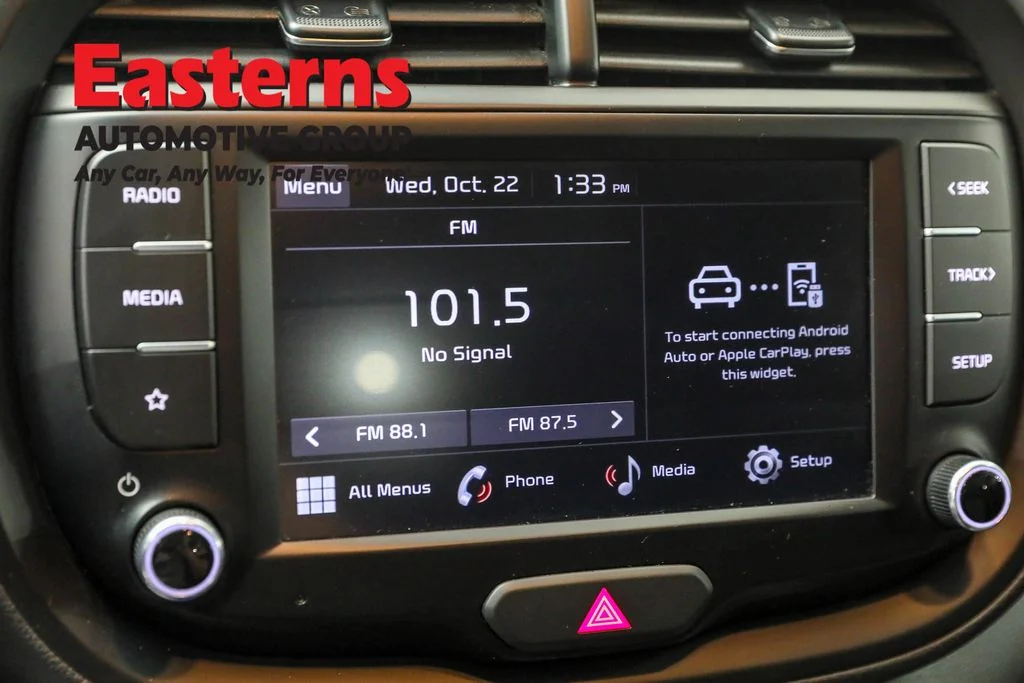 Used 2023 White Kia LX image 19