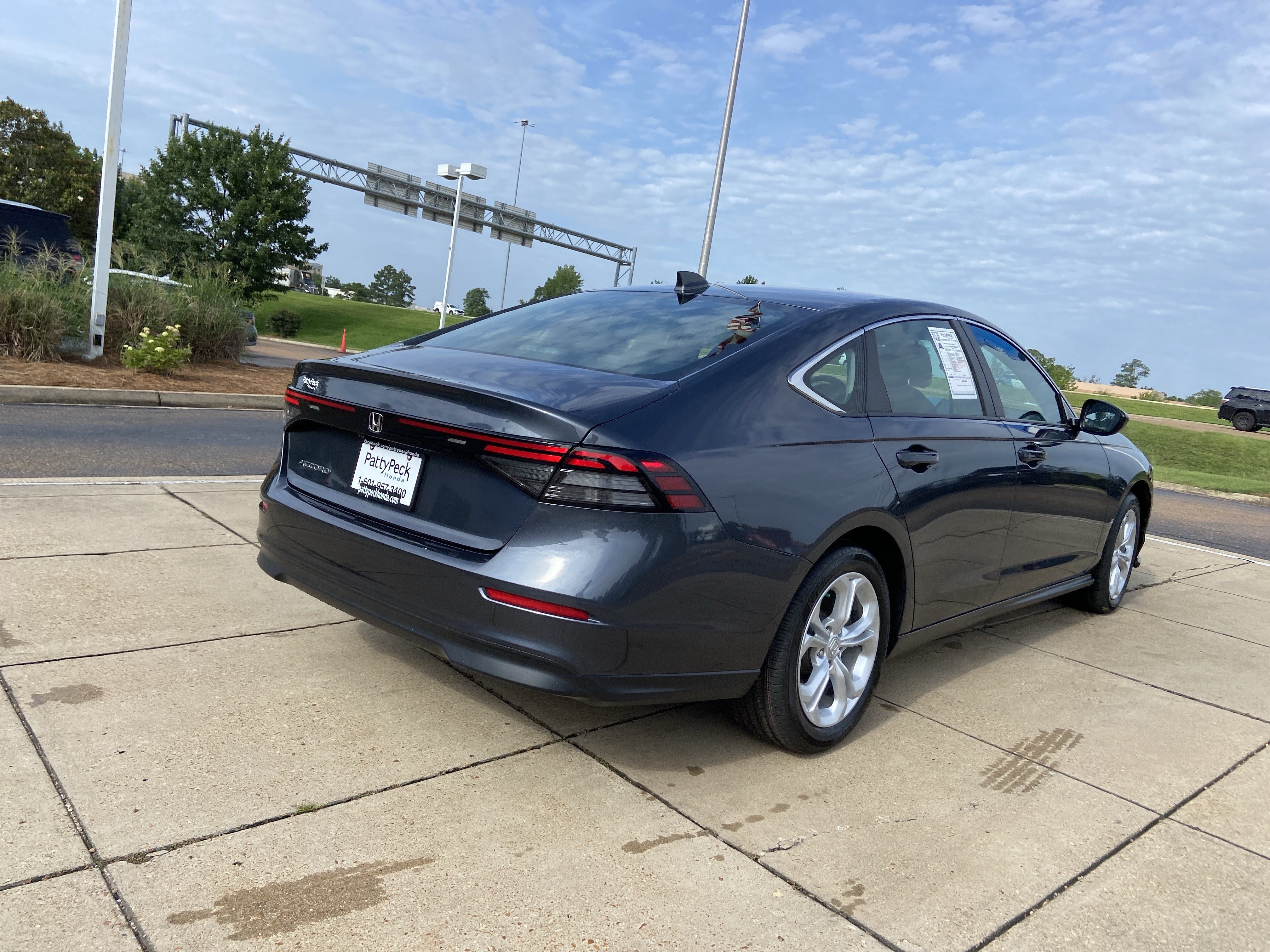 Used 2024 Meteorite Gray Metallic Honda LX image 11