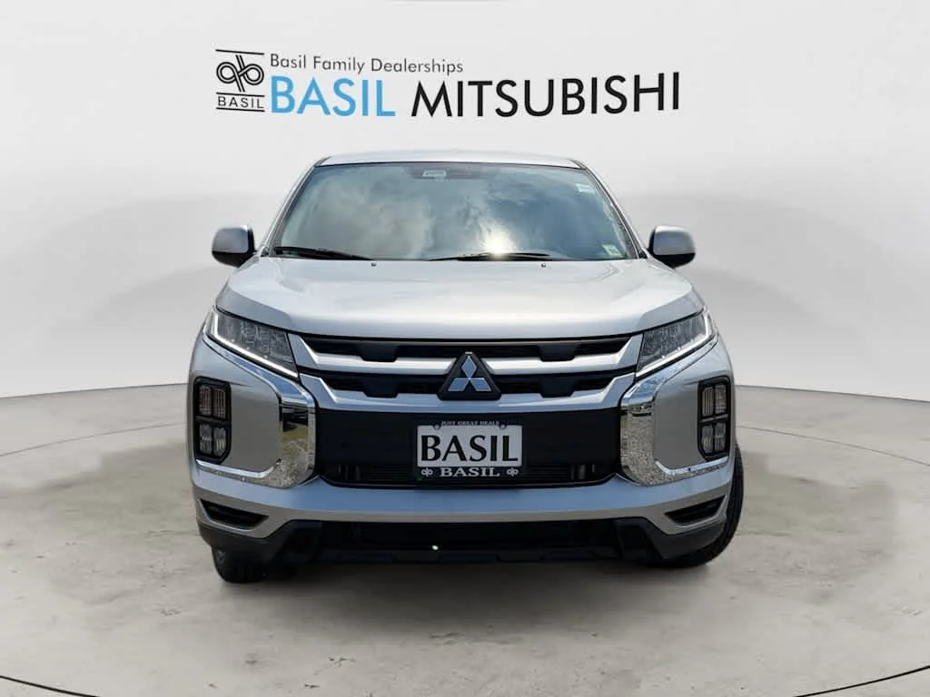 New 2027 Alloy Silver Metallic Mitsubishi ES image 8