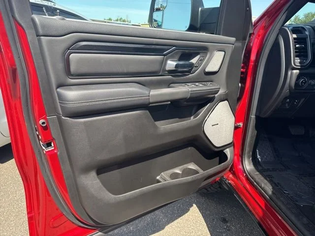 New 2026 Molten Red Pearlcoat Ram Rebel image 17