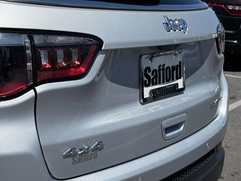 Used 2026 Silver Jeep Limited image 10