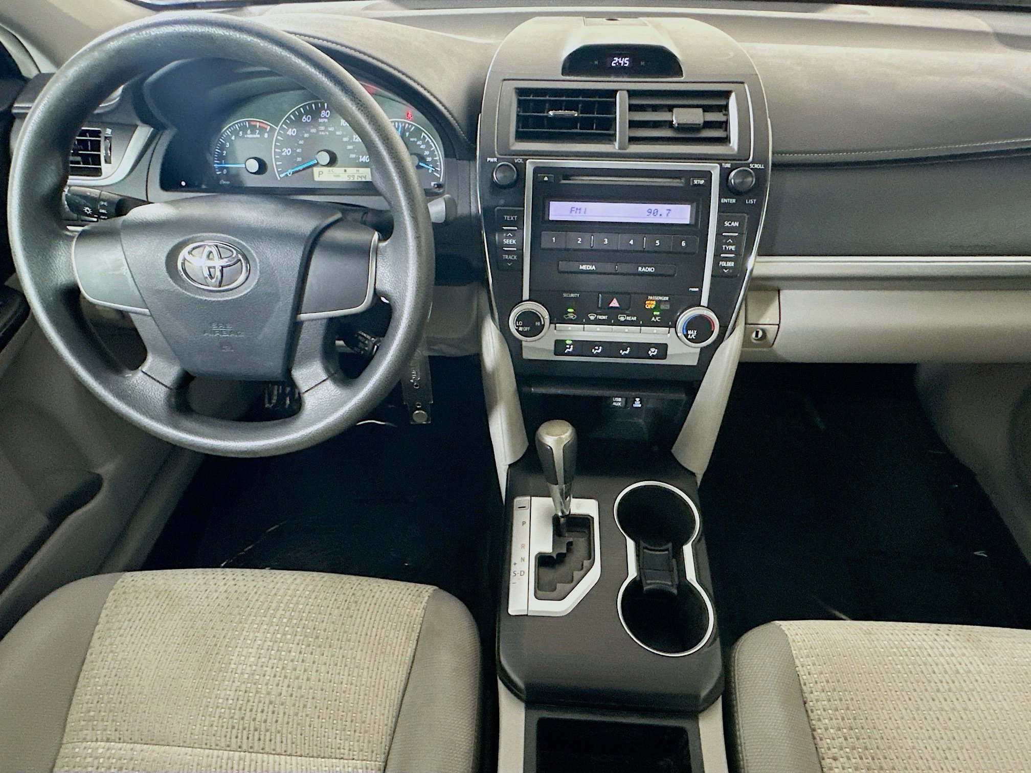 Used 2012 Classic Silver Metallic Toyota L image 23