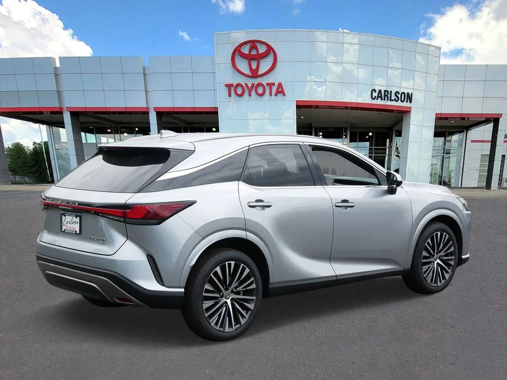 Used 2023 Silver Lexus 350h Premium Plus image 5
