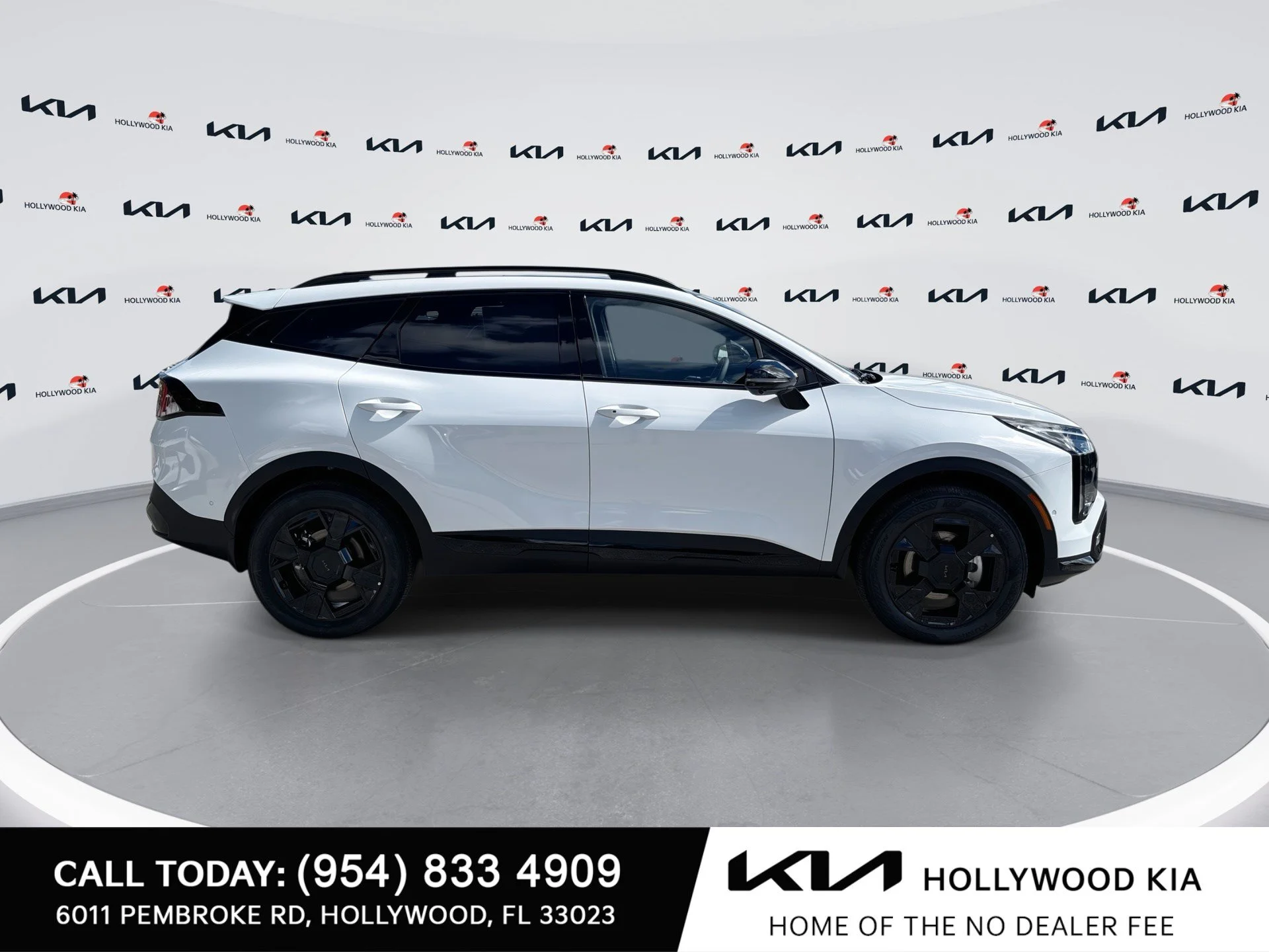 New 2027 Glacial White Pearl Kia X-Line image 9