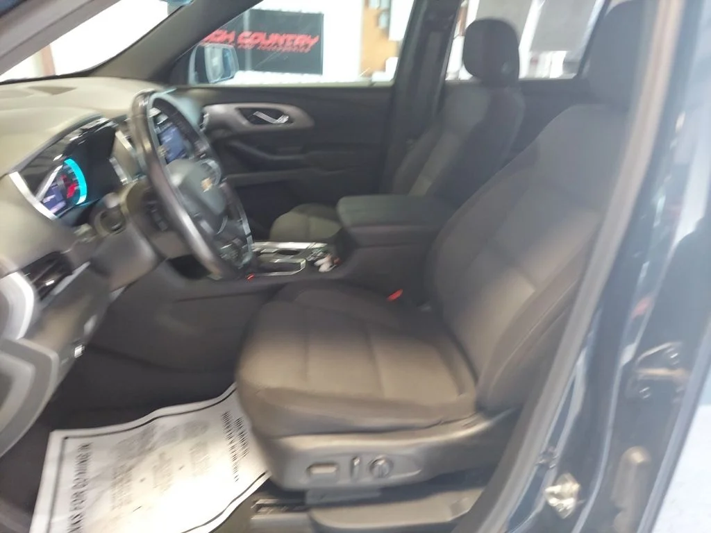 Used 2022 Blue Chevrolet LT image 17