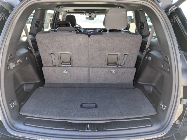 New 2027 Black Jeep Laredo image 12