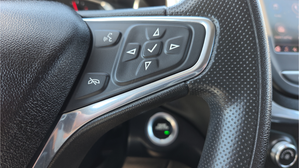 Used 2020 White Chevrolet LT image 61