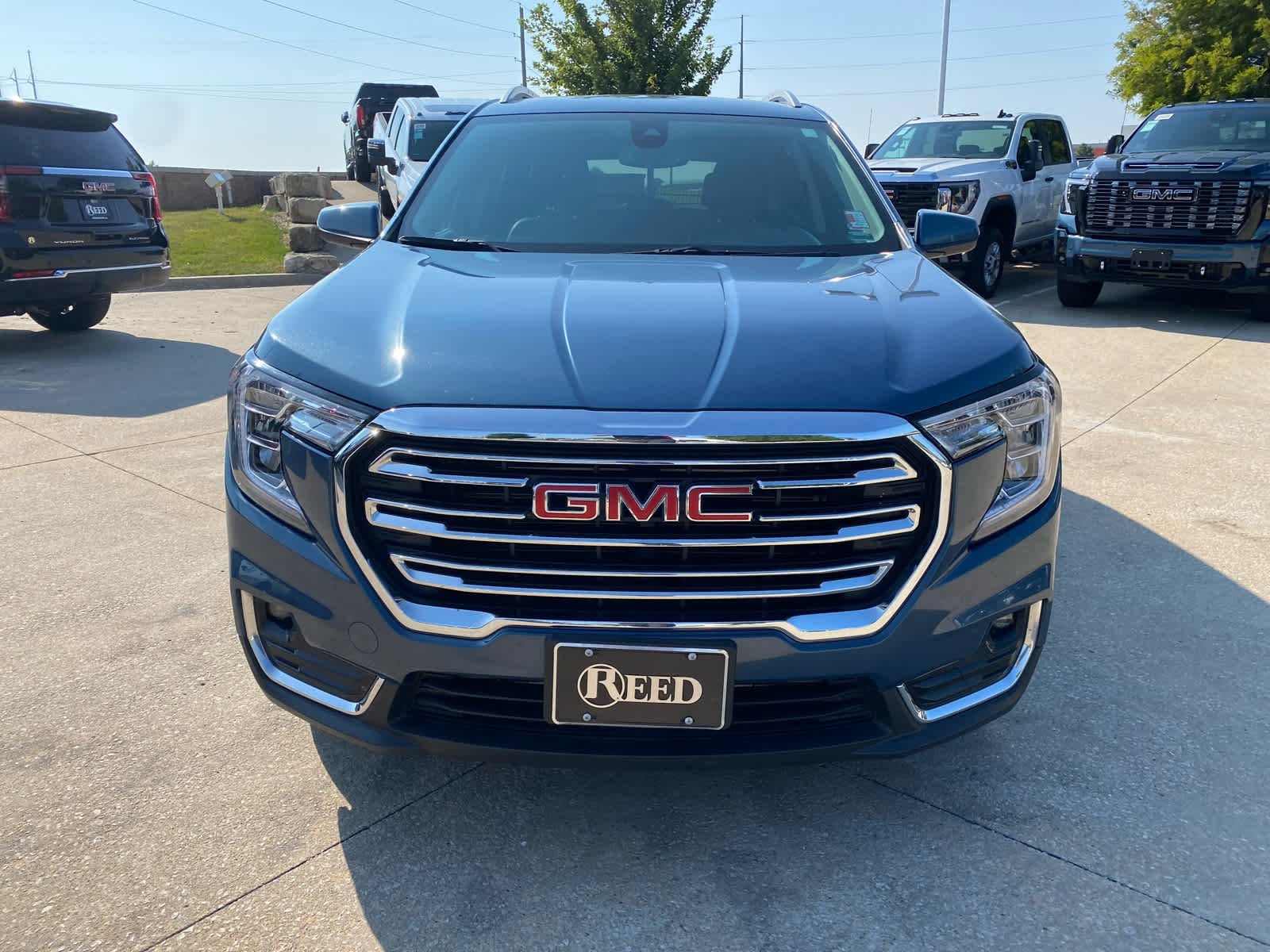Used 2024 GMC Terrain SLT with VIN 3GKALVEG9RL321344 for sale in Kansas City
