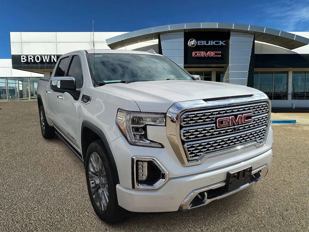 2021 GMC Sierra 4WD Crew Cab Short Box Denali's photo